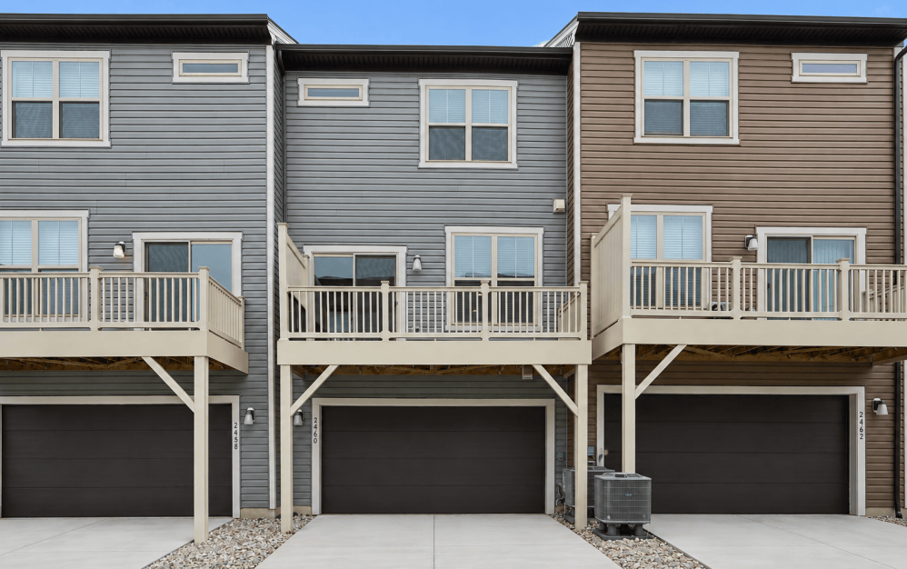 Osprey 3-bedroom luxury townhome at Sunstone Grove in Waldorf, MD featuring nearly 2,000 square feet of open-concept living with premium finishes